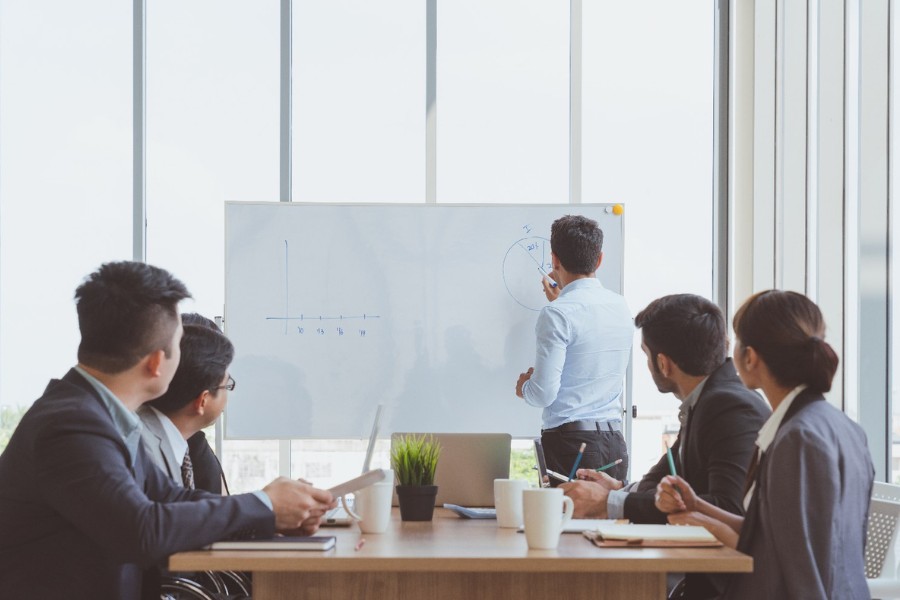Giải Pháp Nào Giúp Doanh Nghiệp Cắt Giảm Chi Phí, Vượt Qua Thời Kỳ Kinh Tế Khó Khăn?