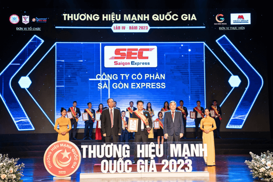 Saigon Express Vinh Dự Chào Đón Danh Hiệu “Top 10 Thương Hiệu Mạnh Quốc Gia 2023”