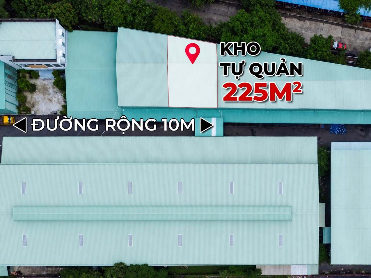 phía trước kho