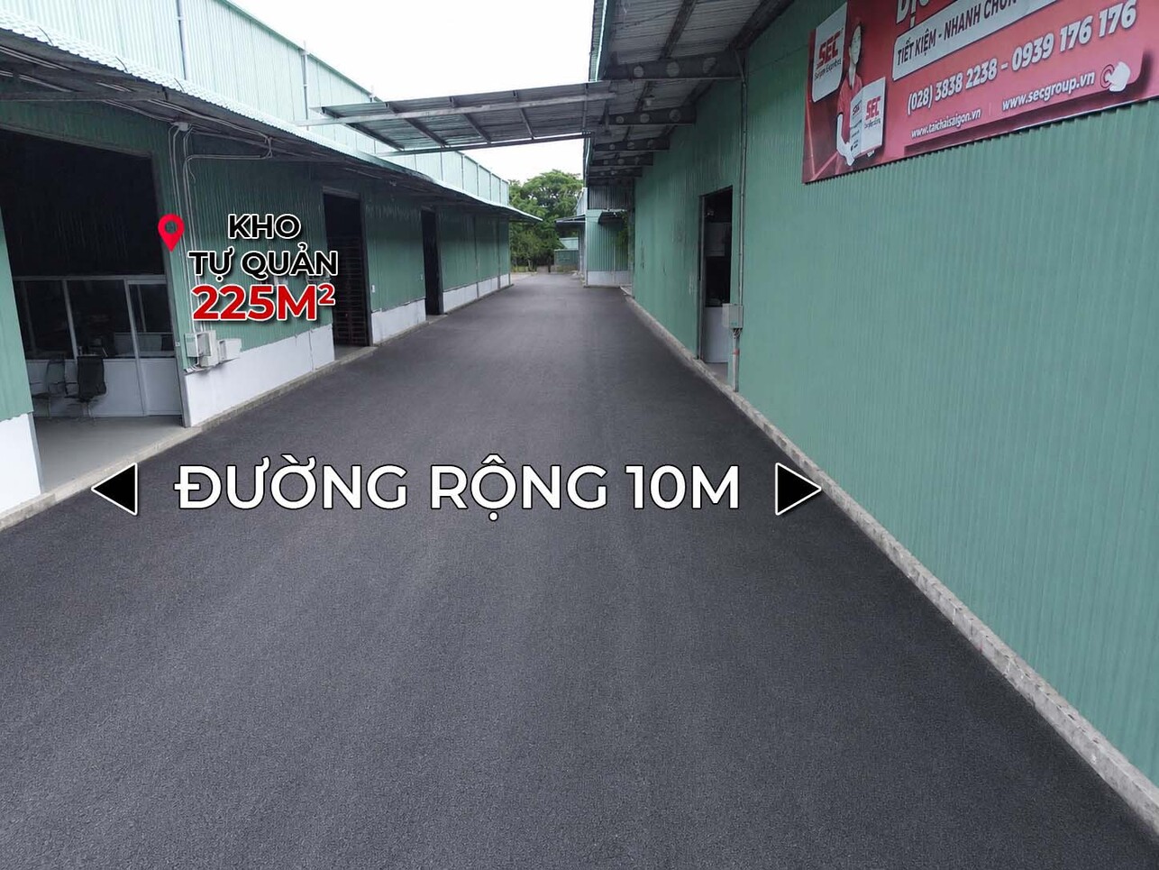 bên trong kho