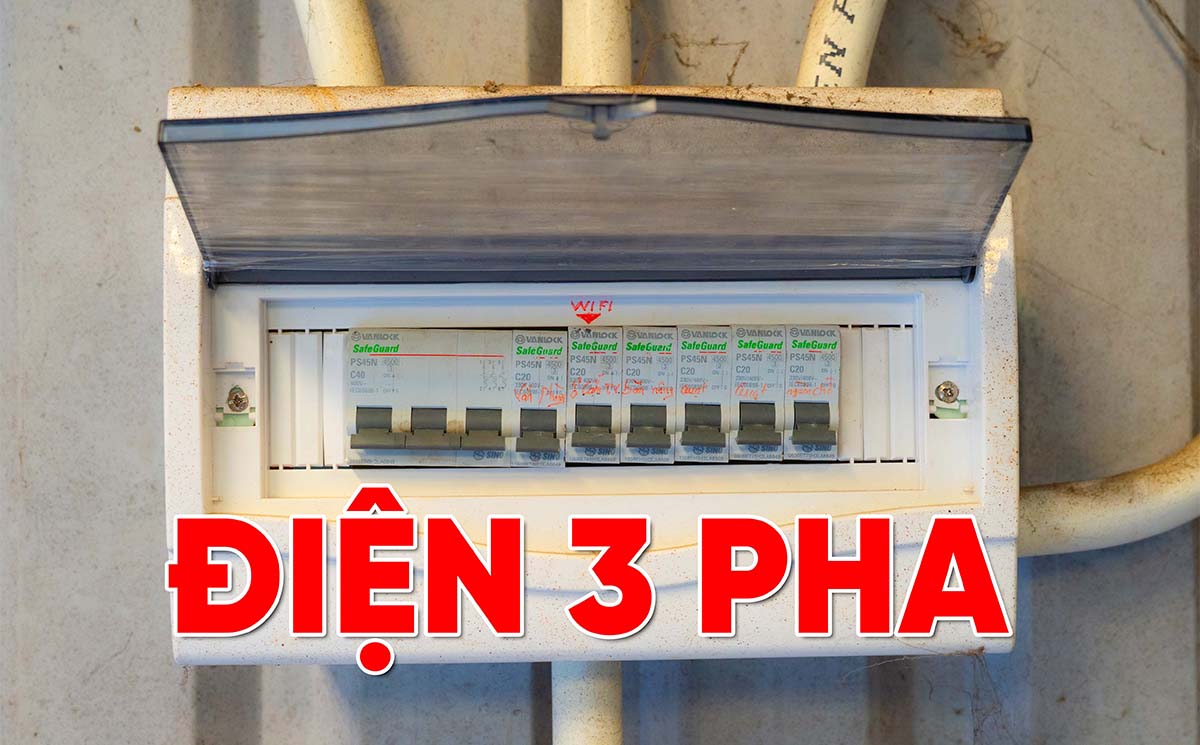 các ô kệ trong kho