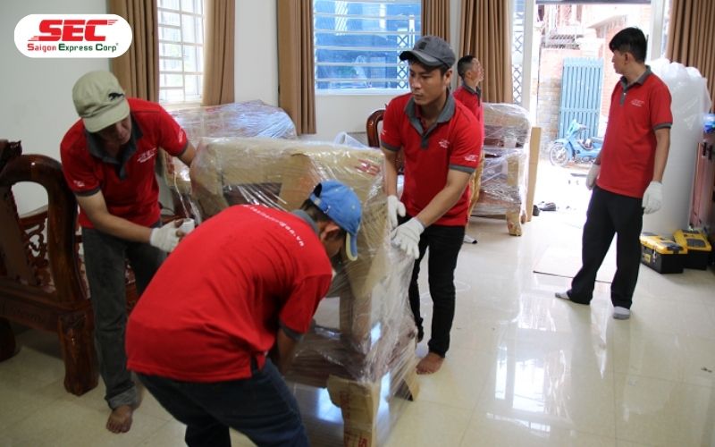 đóng gói đồ gỗ khi chuyển nhà quận 5